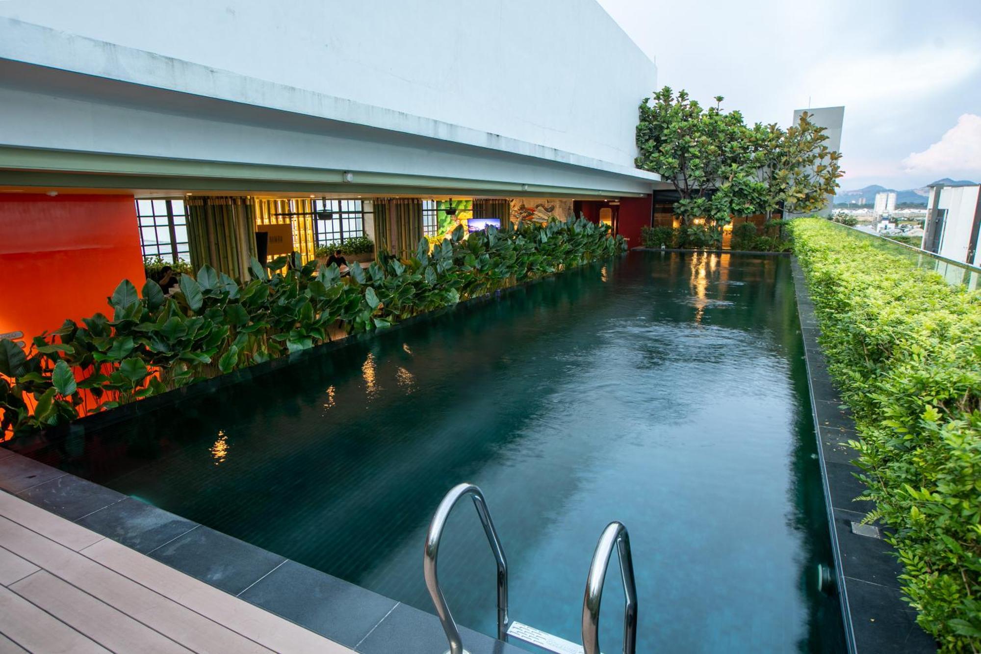 Hotel The Upper House, Batu Kawan Simpang Ampat  Exteriér fotografie